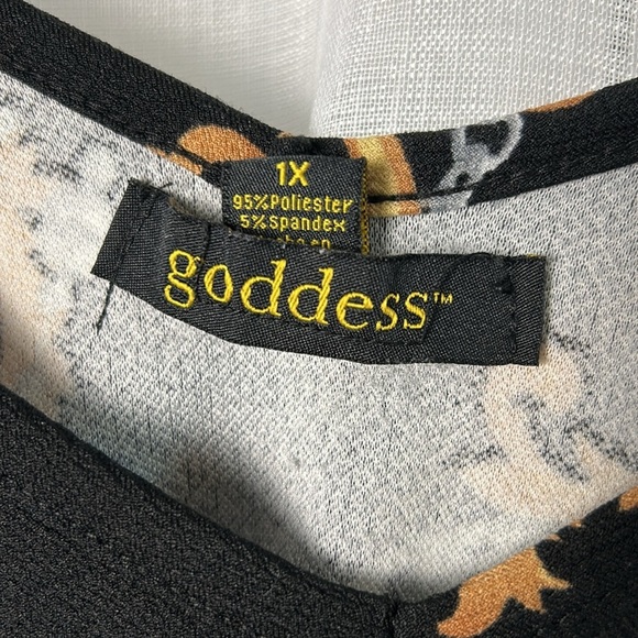 Goddess,vtg top,women 1X, bell sleeves,Whimsigoth,70s,vibe,goth,low V neck - Picture 2 of 9